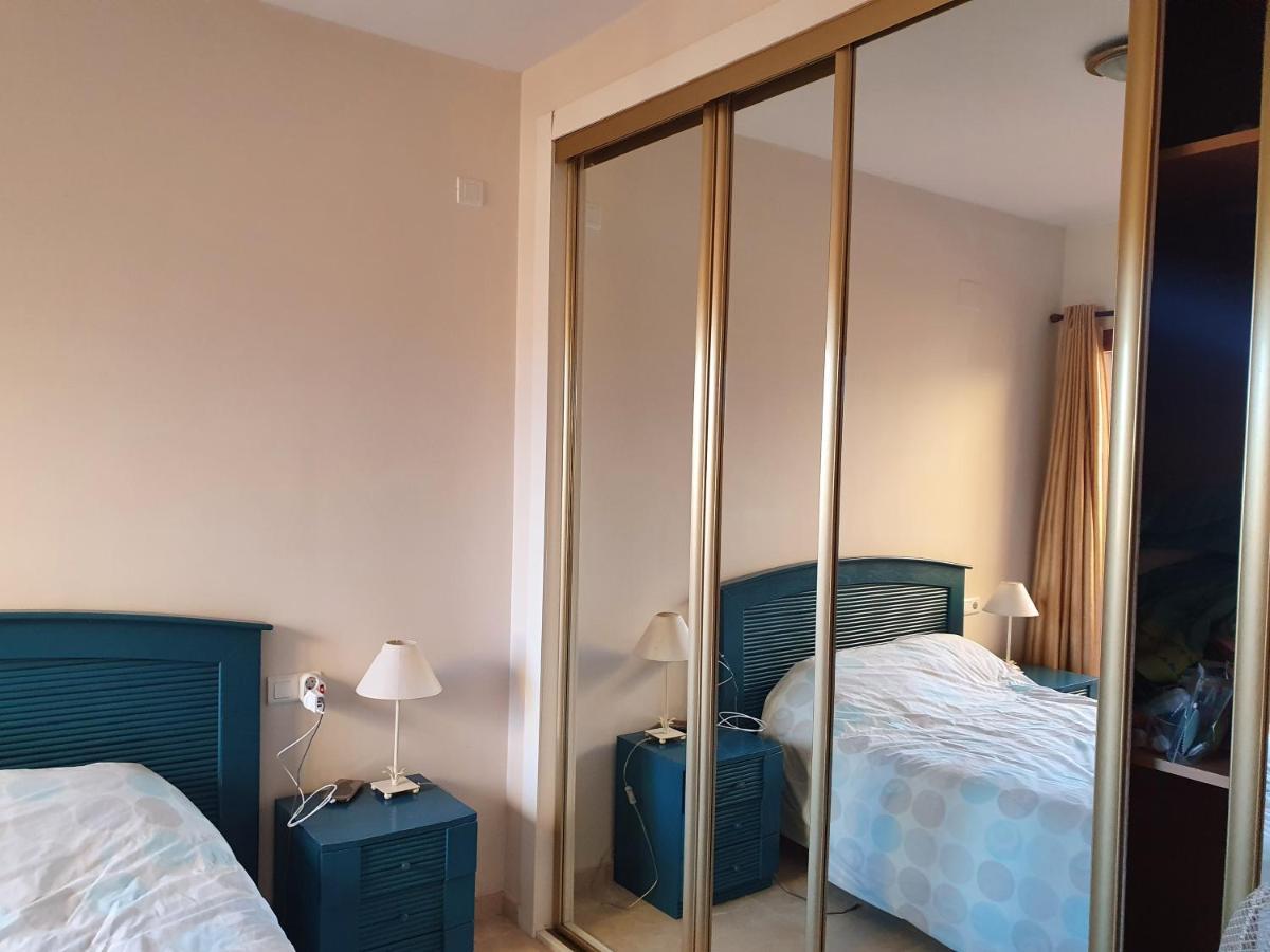 Seaview A Spectacular 3 Bed 3 Bathroom Penthouse Manilva Bagian luar foto
