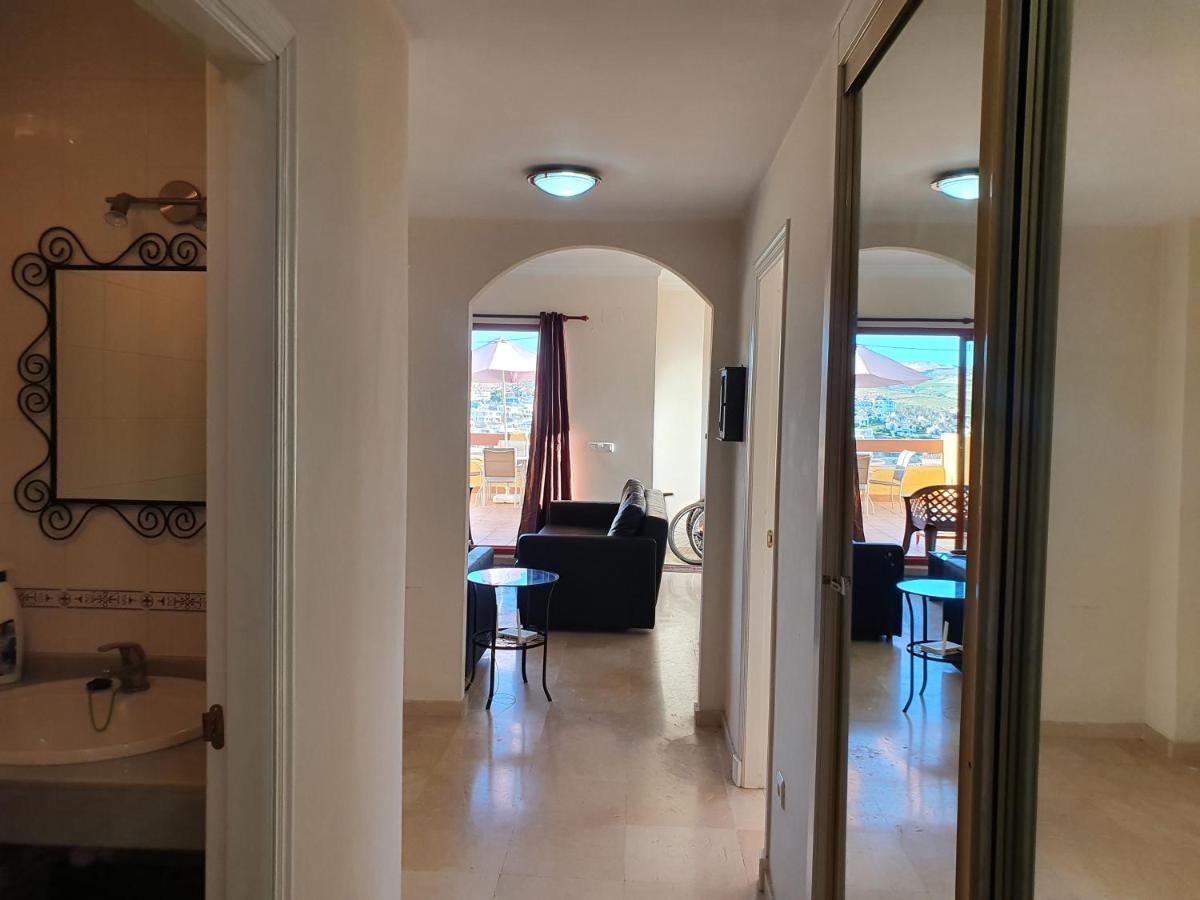 Seaview A Spectacular 3 Bed 3 Bathroom Penthouse Manilva Bagian luar foto