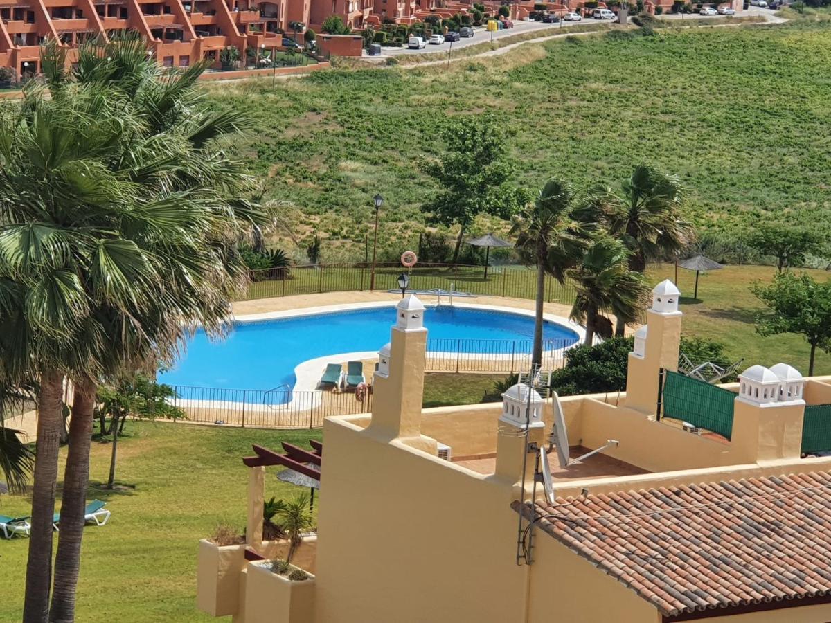 Seaview A Spectacular 3 Bed 3 Bathroom Penthouse Manilva Bagian luar foto