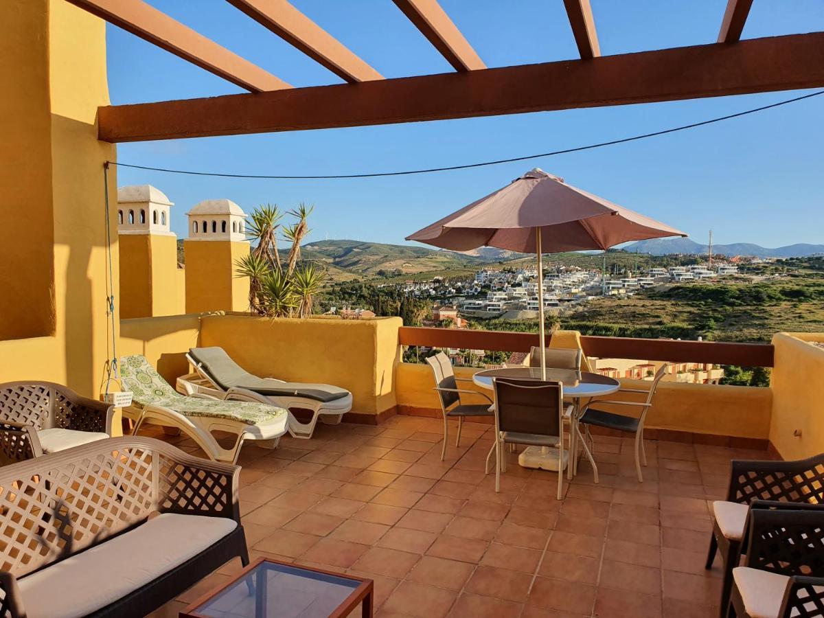 Seaview A Spectacular 3 Bed 3 Bathroom Penthouse Manilva Bagian luar foto