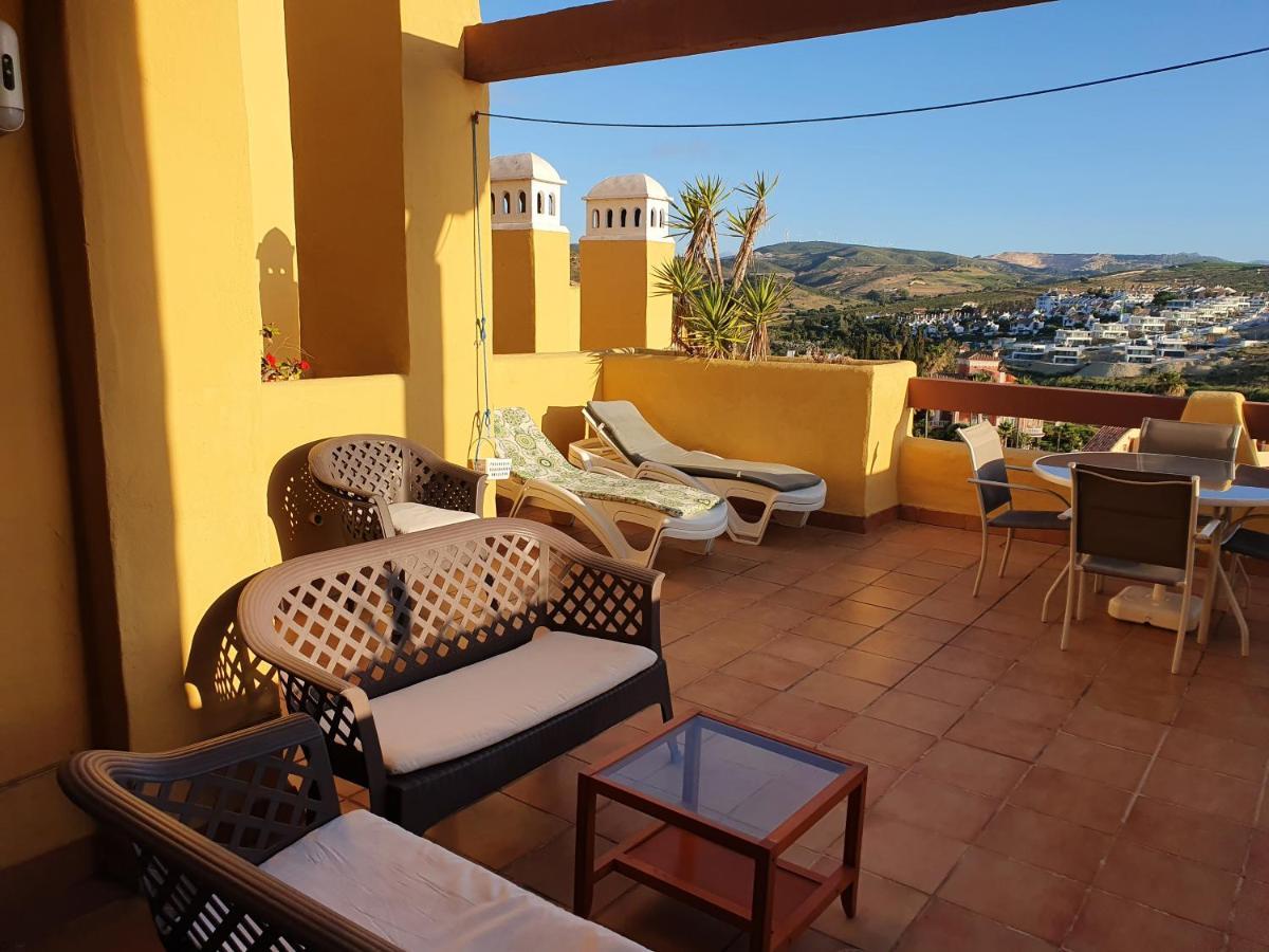 Seaview A Spectacular 3 Bed 3 Bathroom Penthouse Manilva Bagian luar foto