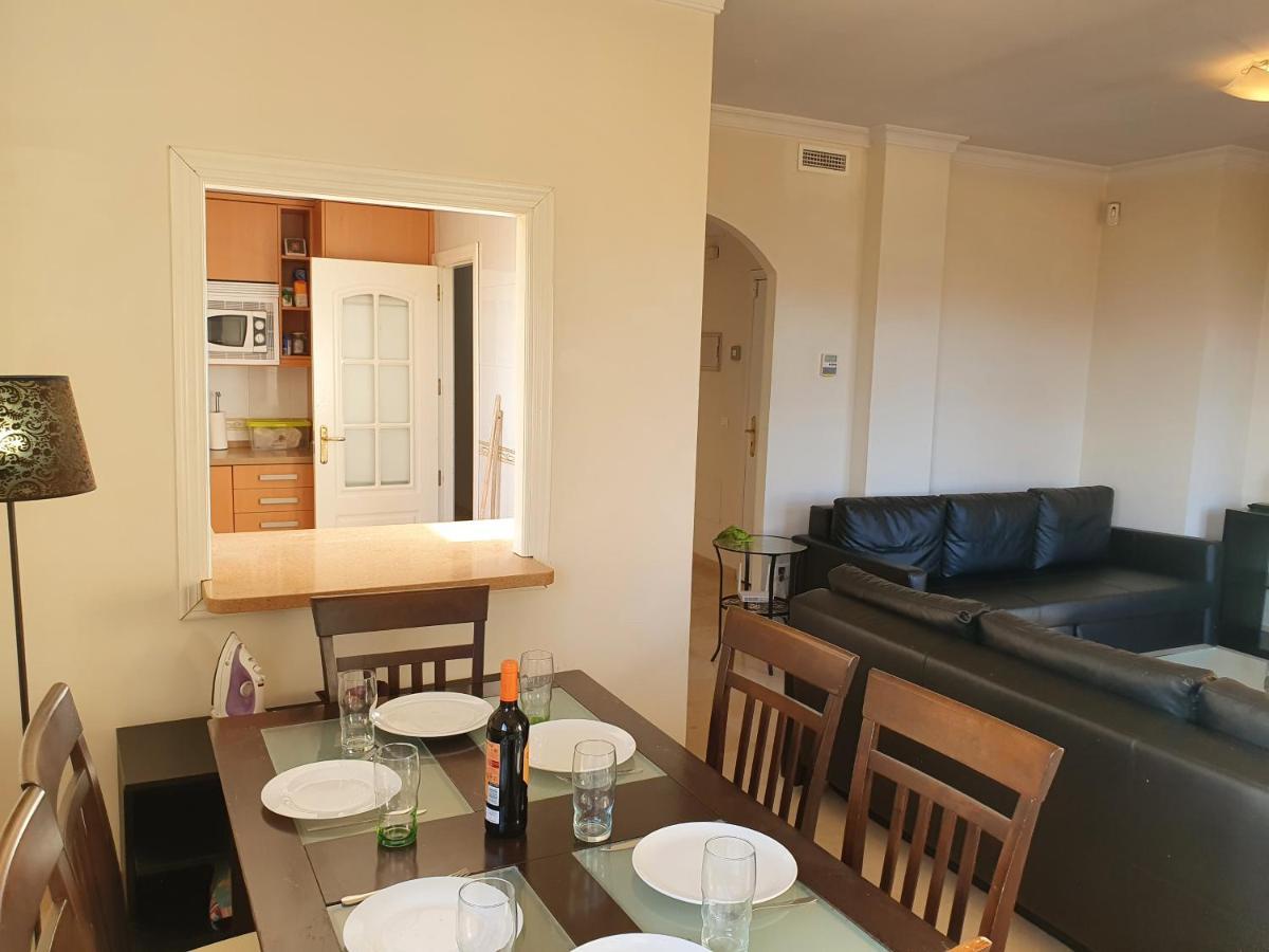 Seaview A Spectacular 3 Bed 3 Bathroom Penthouse Manilva Bagian luar foto